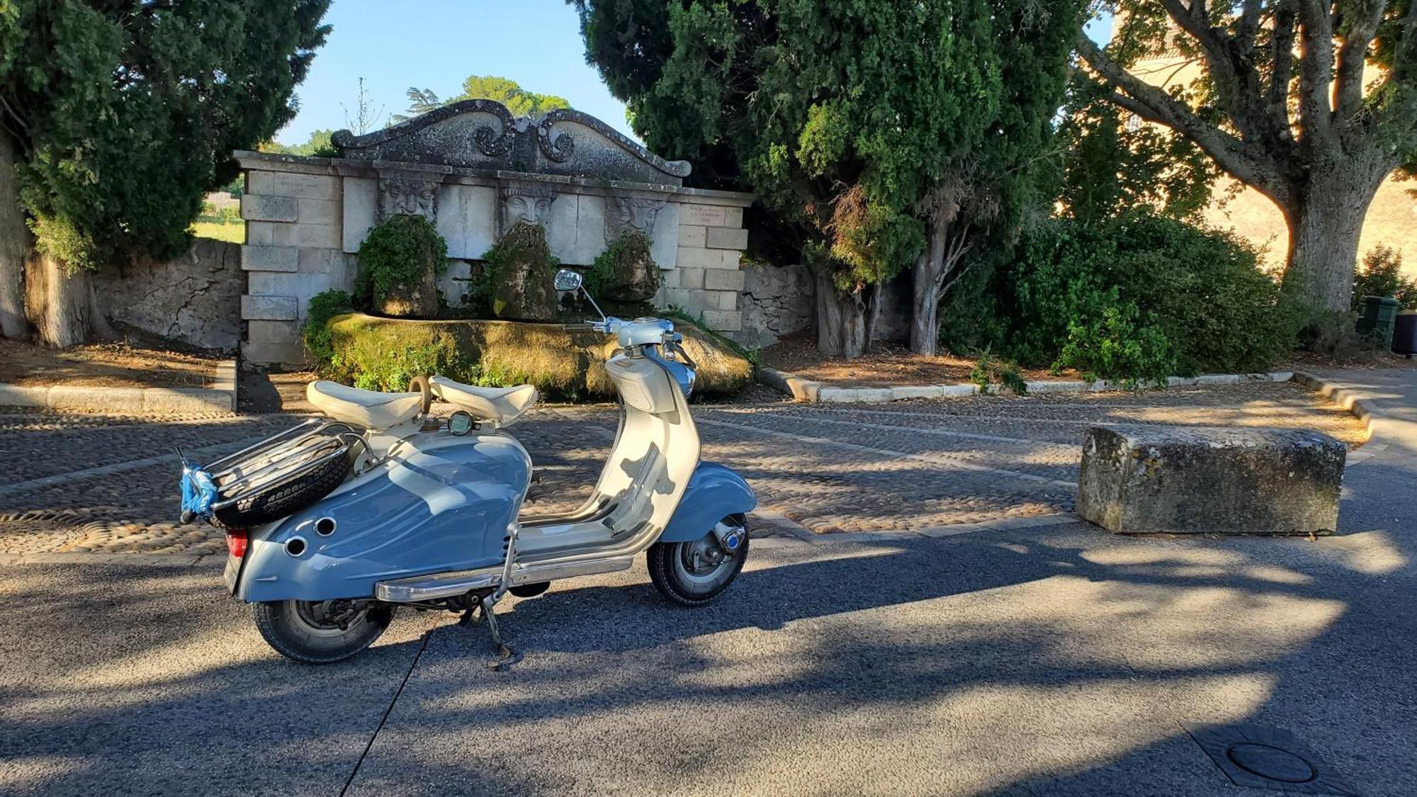 Reve En Luberon Villa Lauris Szoba fotó